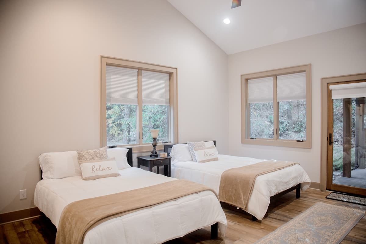 highlands north carolina cabin rentals