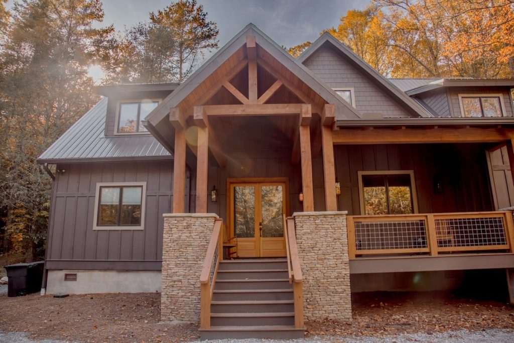 Fully furnished master suite available for insurance housing placement in Highlands, NC