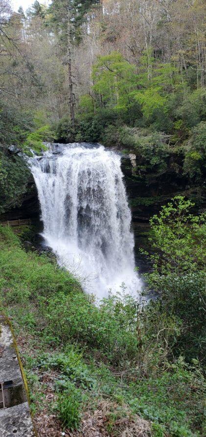Best Waterfalls and Hikes & Family-Friendly Activities Family hiking trail near Highlands NC with kids
